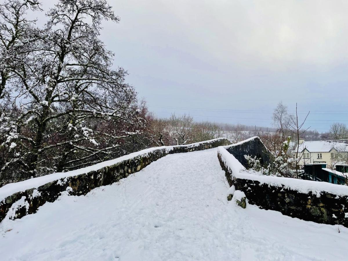 Caorann Lodge, 205 Tummel Valley พิทลอครี ภายนอก รูปภาพ